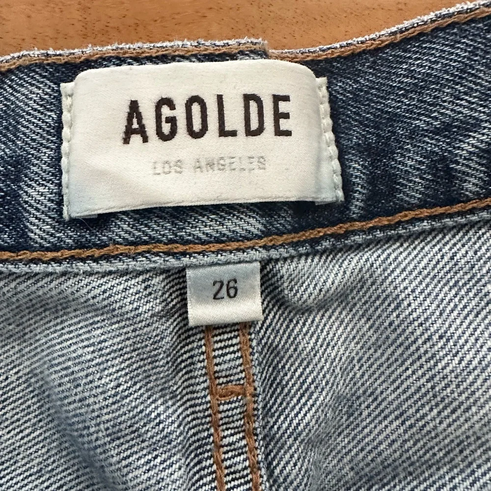Agolde Riley Cropped Light Wash Jeans. Size 26 - Picture 7 of 9